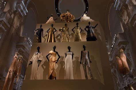 dior histoire de la marque|who inherited christian dior.